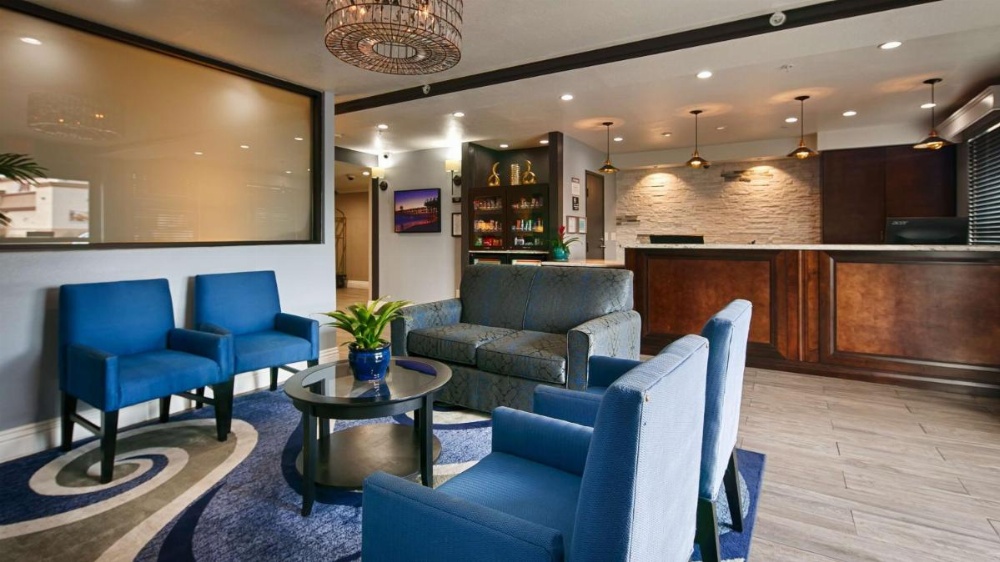 Best Western Plus Diamond Valley Inn Image 10