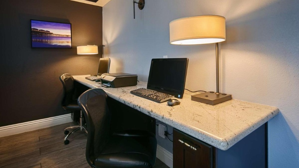 Best Western Plus Diamond Valley Inn Image 13