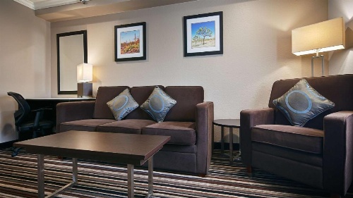 Best Western Plus Diamond Valley Inn image 18